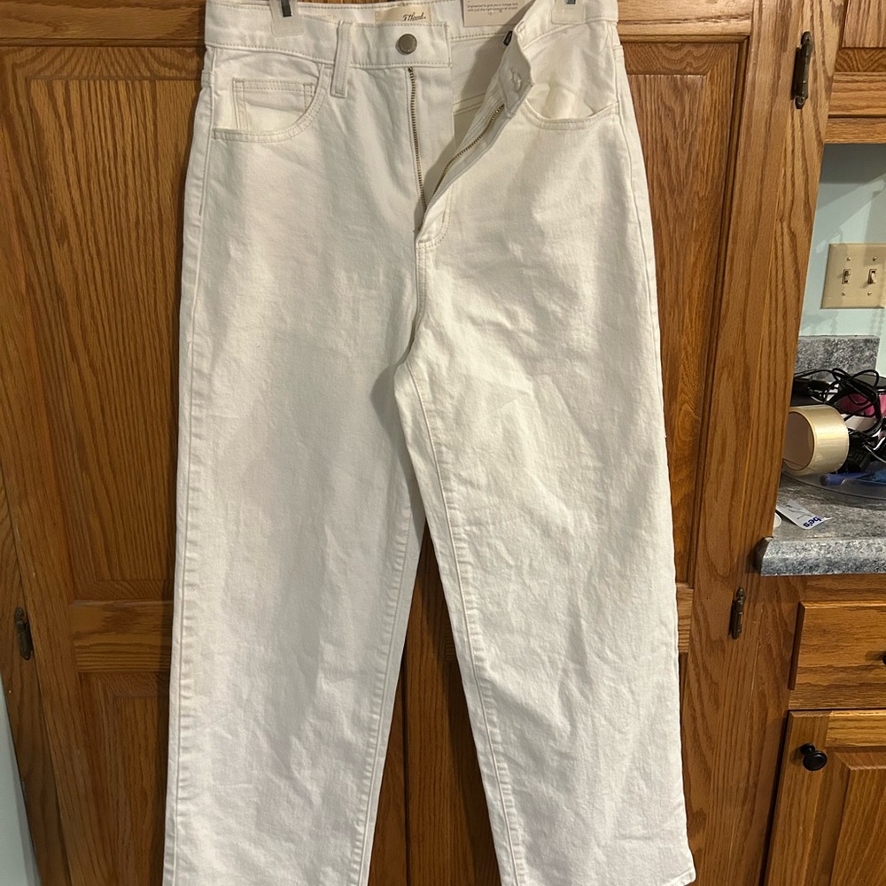 NWT White Wide-Leg Jeans